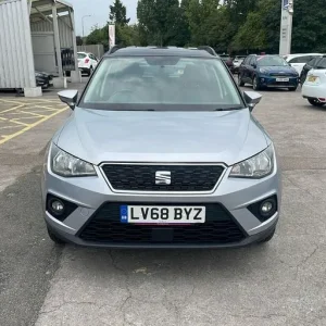 SEAT Arona 1.0 Tsi 5-door SUV petrol manual - Image 8