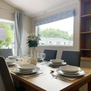 3-bedroom static lodge with wrap-around deck on the beach - Image 6