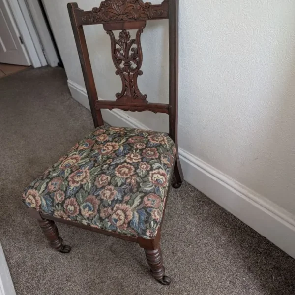 Vintage 1940s small chair