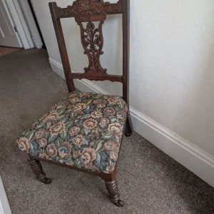 Vintage 1940s small chair