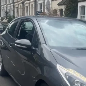 2016 Peugeot 208 1.2L Hatchback - Image 3