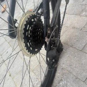 Carrera bike - Image 8