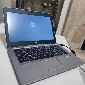 HP EliteBook with B&O Sound, 256GB SSD, Windows 11 - Image 3