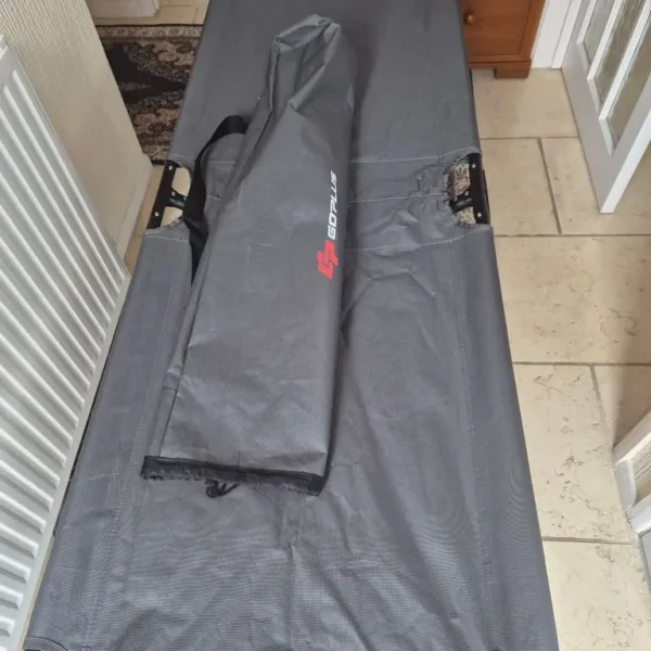 Folding camp bed