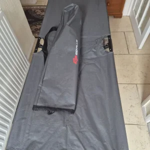 Folding camp bed