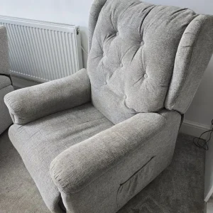 Barnsley Fabric Power Lift Riser Recliner Chair dual motor *Works perfect* - Image 8
