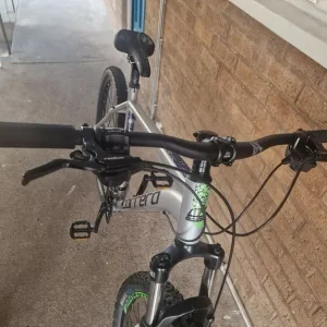 Carrera bike - Image 2
