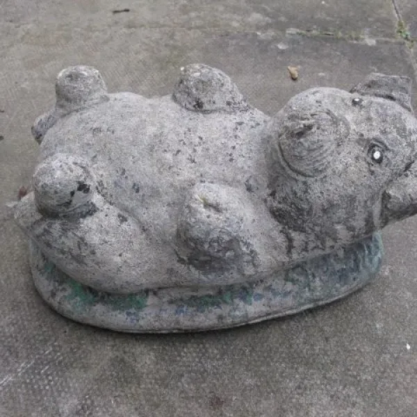 Garden entrance decoration