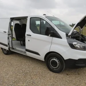 2019 Ford Transit Custom 2.0 EcoBlue 105ps Low Roof Leader Van PANEL VAN Diesel Manual - Image 4