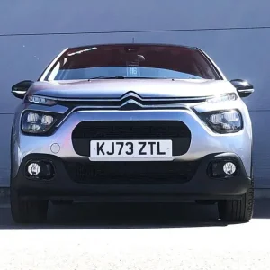2024 Citroen C3 MAX 1.2 PureTech EAT6 5-door hatchback - Image 3