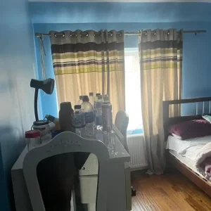 Double Room in RM9 5YU - Image 2