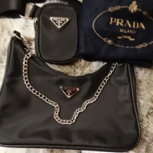 black nylon shoulder bag with purse and dust bag excellent condition - Image 3