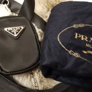 black nylon shoulder bag with purse and dust bag excellent condition - Image 5