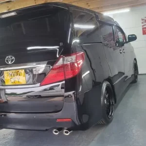 Toyota Alphard 2.4 black automatic 8 seater sunroofs fresh japanese import 2010 - Image 3