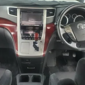 Toyota Alphard 2.4 black automatic 8 seater sunroofs fresh japanese import 2010 - Image 6