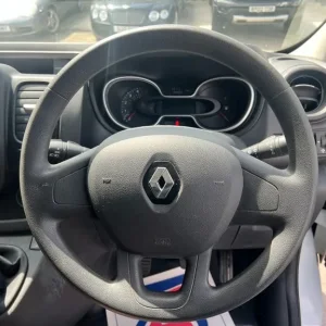 2021 Renault Trafic LL30 ENERGY dCi 120 Business Van PANEL VAN Diesel Manual - Image 8