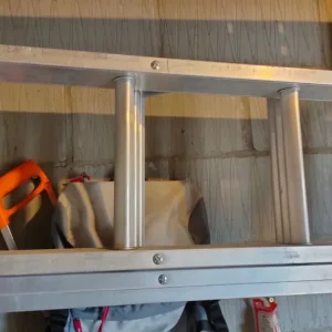 Triple tier aluminium ladder - Image 2