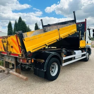 2018 (68) DAF LF 230 15 TON SPLIT DROPSIDE TIPPER, CHUTES, SWINGLIFT - Image 4