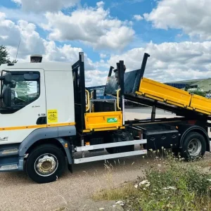 2018 (68) DAF LF 230 15 TON SPLIT DROPSIDE TIPPER, CHUTES, SWINGLIFT - Image 8
