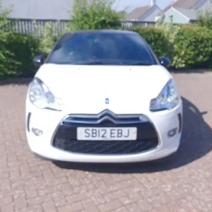 Citroen DS3 Hatchback 2012 Manual 3-door - Image 2
