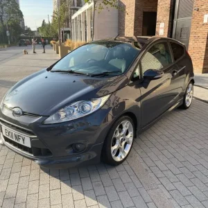 2011 Ford Fiesta Zetec S 3-door hatchback - Image 3