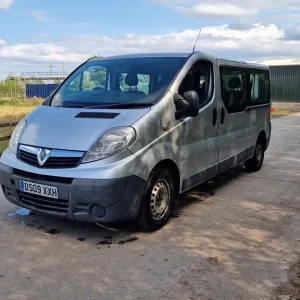 2009 Vauxhall Vivaro Minibus – 9 Seats, 1.9 Diesel, Needs Clutch Fix - Image 5