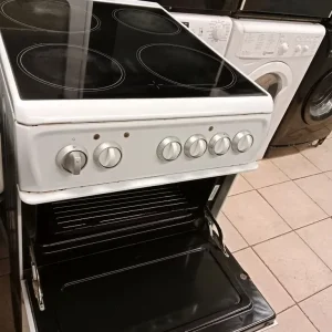 Hotpoint electric cooker - Image 2