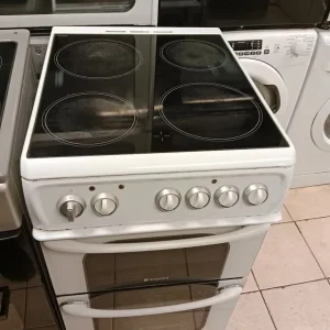 Hotpoint electric cooker