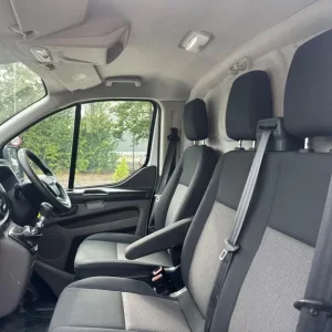 2020 Ford Transit Custom 2.0 EcoBlue Diesel Manual 5-door Panel Van - Image 8