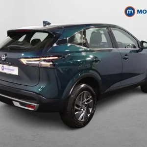 2024 Nissan Qashqai 1.3 DiG-T Acenta Premium 5dr with Xtronic Auto - Image 7