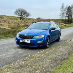 2013 Skoda Octavia 2.0 TFSI vRS DSG Estate - Image 3