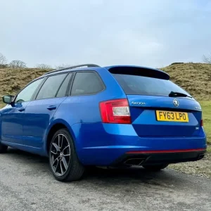 2013 Skoda Octavia 2.0 TFSI vRS DSG Estate - Image 4