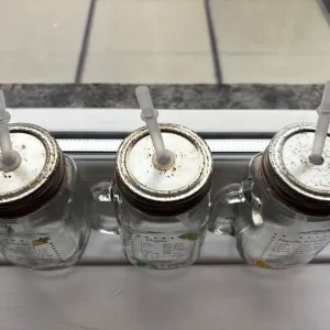 3 x Cocktail Glasses - Image 7