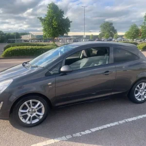 Vauxhall Corsa 2011 manual hatchback 3 doors - Image 2