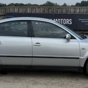 2001 Volkswagen Passat 1.9 TDI 130 4-door Diesel Manual - Image 3