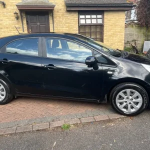 2016 Kia Rio CRDi 1.1L Hatchback - Image 2