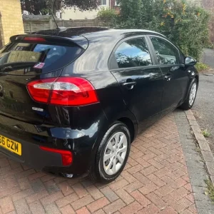 2016 Kia Rio CRDi 1.1L Hatchback - Image 5