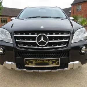 Mercedes ML 63 AMG W164 2010 – 19K Miles, Japan Owner, Obsidian Black - Image 7