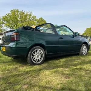 1999 VW Golf Cabriolet 2.0L Manual - Image 2