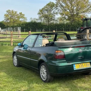 1999 VW Golf Cabriolet 2.0L Manual - Image 3