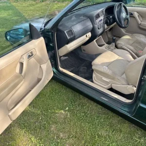 1999 VW Golf Cabriolet 2.0L Manual - Image 6