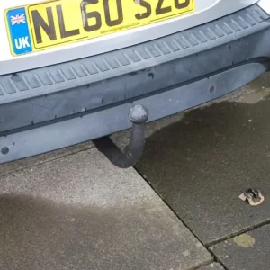 Renault Scenic 1.5 Diesel MPV 2010 Manual 5-door with detachable towbar - Image 4
