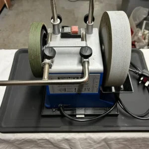 Tormek T-4 Wetstone Sharpening Station with Jigs and Ancillaries - Image 3