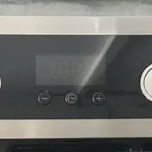 Whirlpool built under double oven - Image 2
