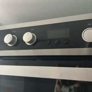 Whirlpool built under double oven - Image 6