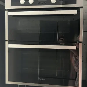 Whirlpool built under double oven