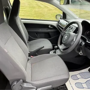2012 Volkswagen Up Automatic 1.0 LTR - Image 6