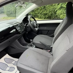 2012 Volkswagen Up Automatic 1.0 LTR - Image 7