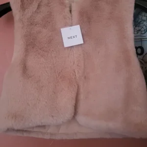 Small girls waistcoat - Image 3