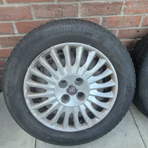 FIAT PUNTO 15" STEEL WHEELS WITH TYRE - Image 2